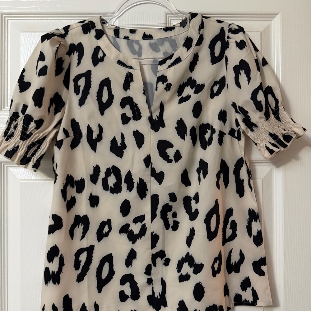 SHEIN Cream and Black Leopard Print Blouse Size S